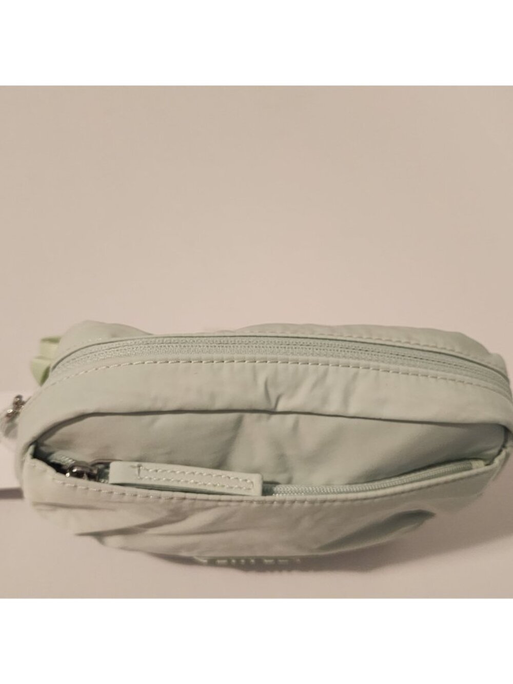 Athleta All About Crossbody Belt Bag Pastel green New travel casual - Picture 5 of 7